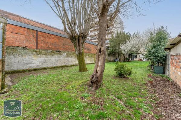 Maison à vendre 6 pièces 155m² Bordeaux (33800)