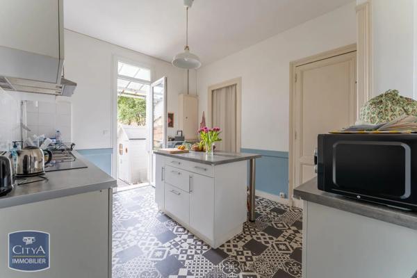Maison à vendre 6 pièces 155m² Bordeaux (33800)