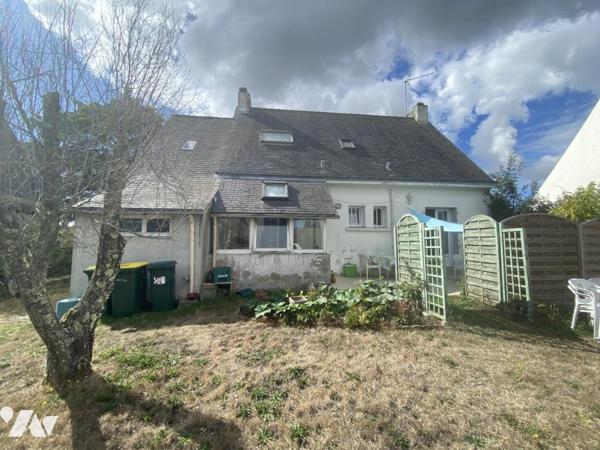 MAISON A DEUX PAS DES REMPARTS- T4 AVEC JARDIN