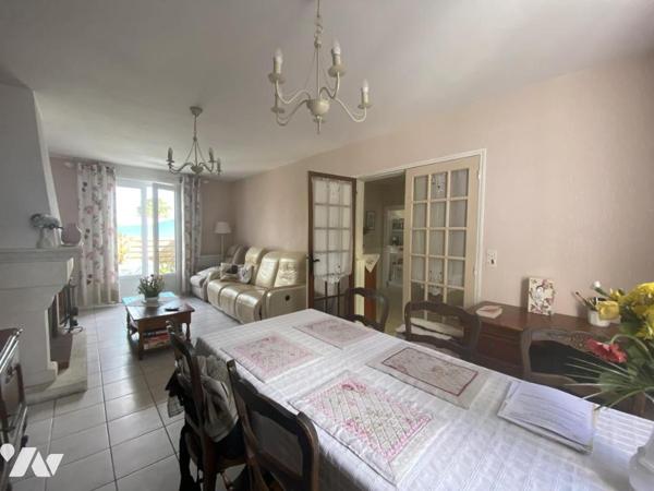 MAISON A DEUX PAS DES REMPARTS- T4 AVEC JARDIN