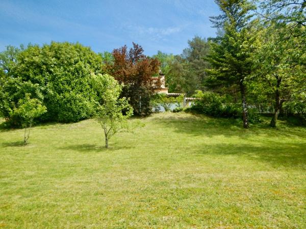 Maison d'architecte 10 pièces.