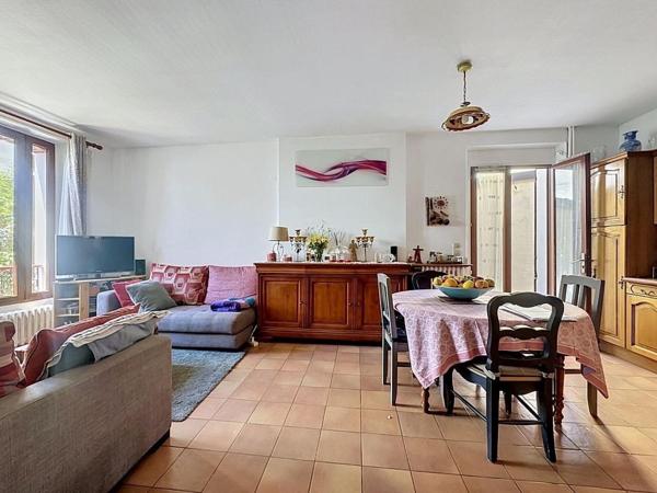 Maison meulière avec jardin sud & garage — RER D à pied !