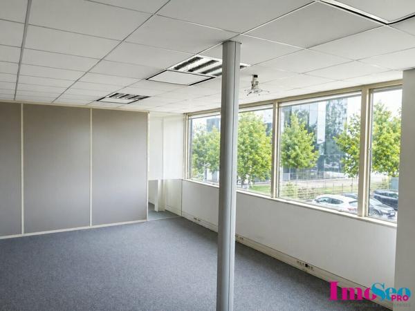 BUREAUX à LOUER