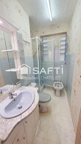 Grand studio lumineux avec vue sur le Revard – Hyper centre Aix-les-Bains