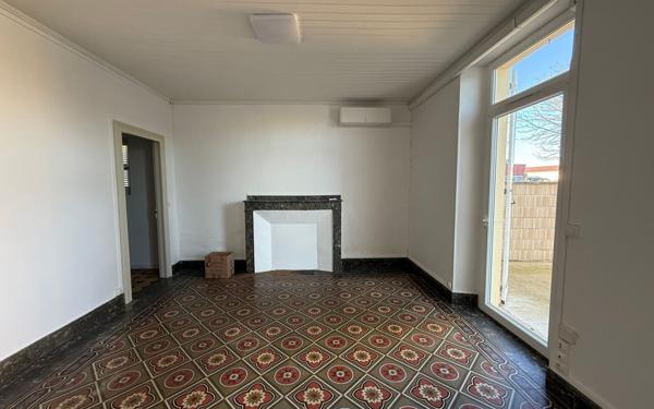 Maison à louer    3 pièces • 114 m2 Guitalens-L'Albarède