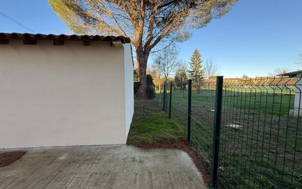 Maison à louer    3 pièces • 114 m2 Guitalens-L'Albarède