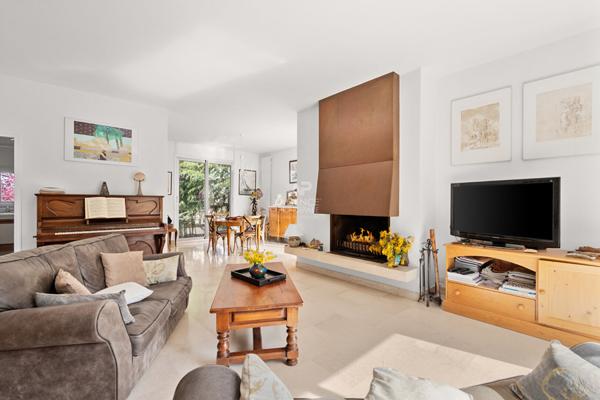 Maison Saint Germain En Laye 7 pièces 185 m2 €1 352 000 ** - Référence 17859