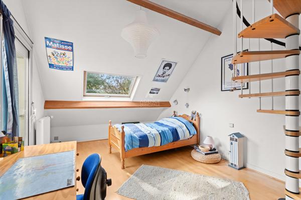 Maison Saint Germain En Laye 7 pièces 185 m2 €1 352 000 ** - Référence 17859