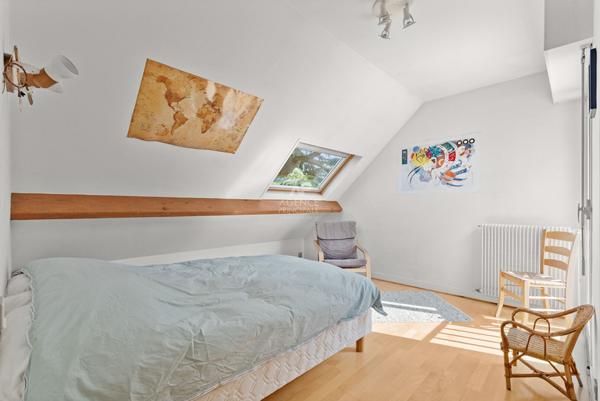 Maison Saint Germain En Laye 7 pièces 185 m2 €1 352 000 ** - Référence 17859