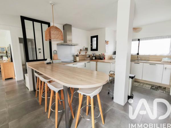 Maison à vendre 6 pièces 165 m² Saint-Xandre
