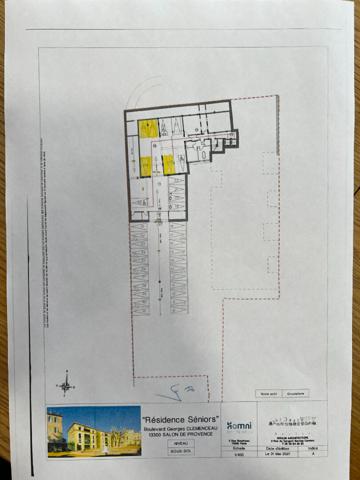 Location parking / box Salon-de-Provence - 75 €/mois