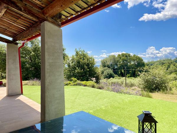 Belle villa d'Architecte - de nouveau à la vente