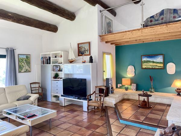 Belle villa d'Architecte - de nouveau à la vente