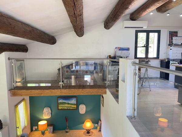 Belle villa d'Architecte - de nouveau à la vente