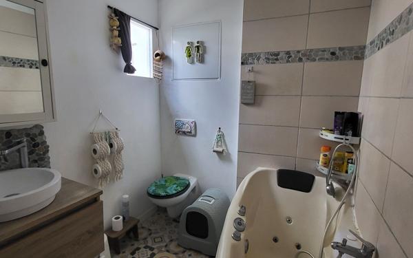 Appartement à vendre    3 pièces • 56,80 m2 Carqueiranne