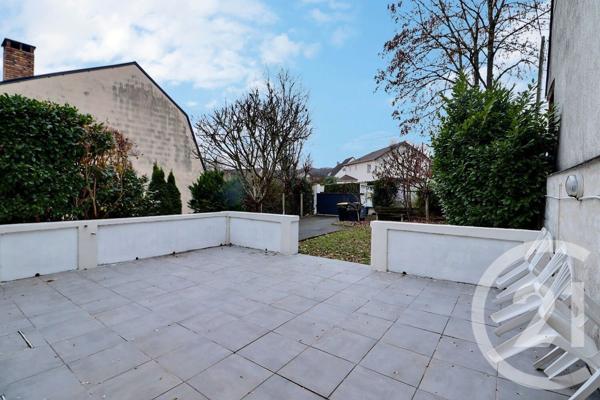 Maison à vendre  6 pièces - 130 m2 COUBRON - 93