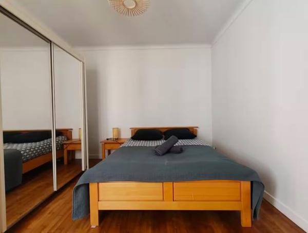 APPARTEMENT T3 MEUBLE AU CENTRE VILLE-LA2347