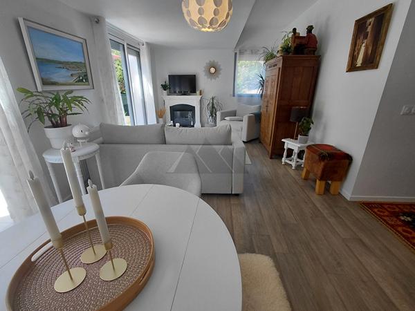 A VENDRE QUIMPER KERFEUNTEUN APPARTEMENT PLAIN PIED TERRASSE JARDIN PMR 65 m2