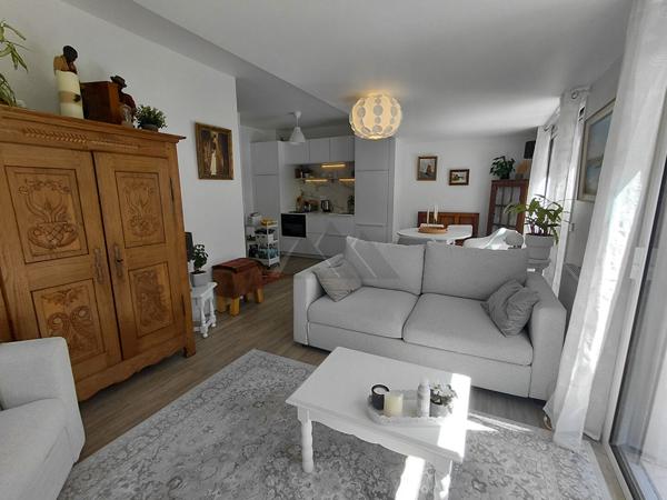 A VENDRE QUIMPER KERFEUNTEUN APPARTEMENT PLAIN PIED TERRASSE JARDIN PMR 65 m2