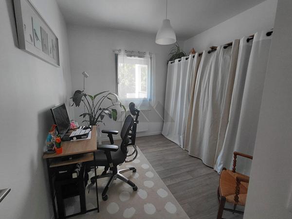 A VENDRE QUIMPER KERFEUNTEUN APPARTEMENT PLAIN PIED TERRASSE JARDIN PMR 65 m2