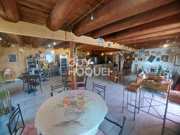 À vendre - fonds de commerce de 90 m² à Noirétable