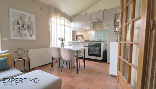 Sainte-Geneviève-des-Bois (91700) À VENDRE Sainte-Geneviève-des-Bois (91700) – Maison de plain-pied à rénover avec jardin et stationnement