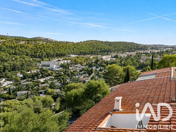 Maison à vendre 7 pièces 275 m² Carnoux-en-Provence