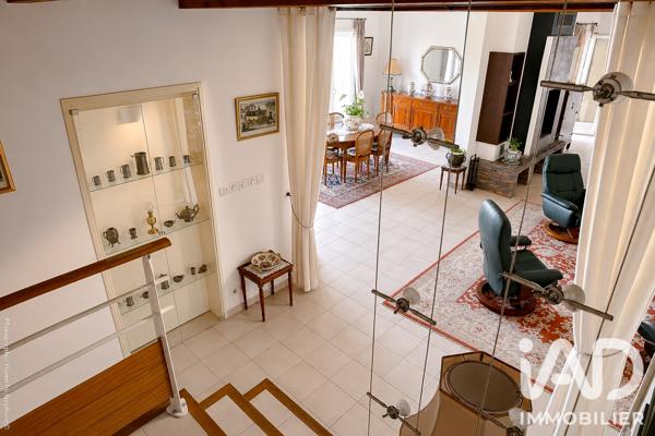Maison à vendre 7 pièces 275 m² Carnoux-en-Provence