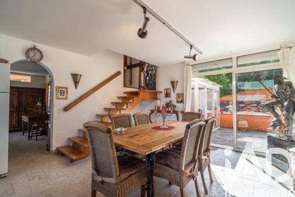 Maison à vendre 6 pièces 175 m² Le Beausset