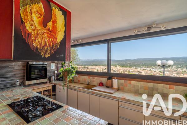 Maison à vendre 6 pièces 175 m² Le Beausset