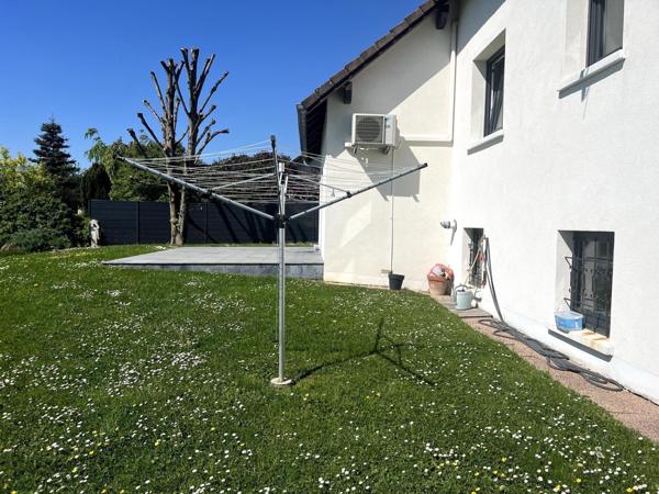 Maison au calme avec 2 terrasses accès de plain pied