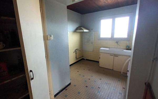 Maison à vendre    4 pièces •  Arbus