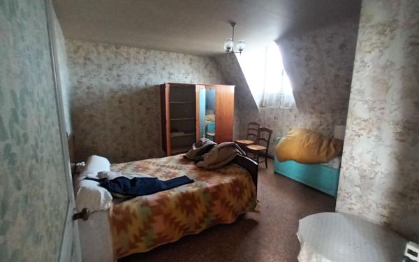 Maison à vendre    4 pièces •  Arbus