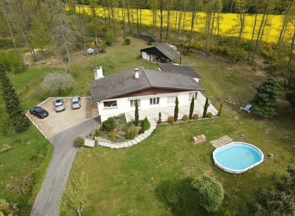 Maison d'architecte sur domaine "forestier" à Dourdan / 6 pièces / 140 m2 habitable (210 m² utile)