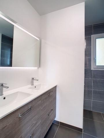 A louer SENDETS Maison contemporaine avec 3 chambres et un bureau sur terrain de 1568 m²