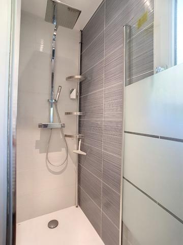 A louer SENDETS Maison contemporaine avec 3 chambres et un bureau sur terrain de 1568 m²