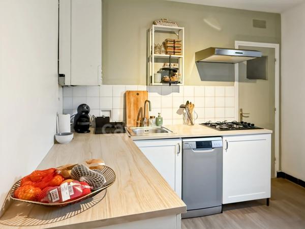 Bel Appartement 2 Pièces en Centre-Ville de Landerneau