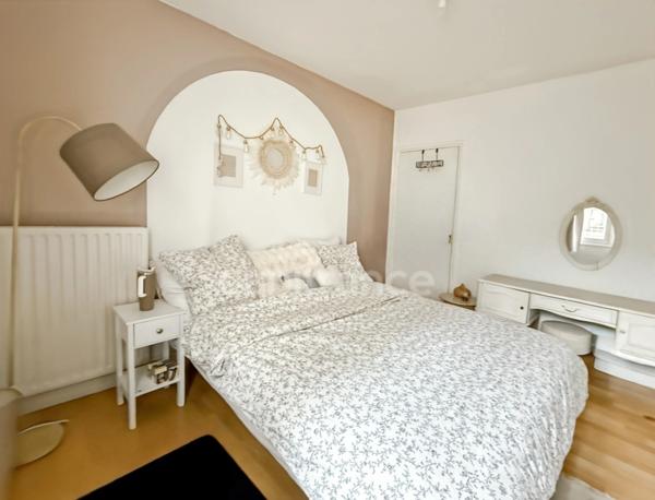 Bel Appartement 2 Pièces en Centre-Ville de Landerneau