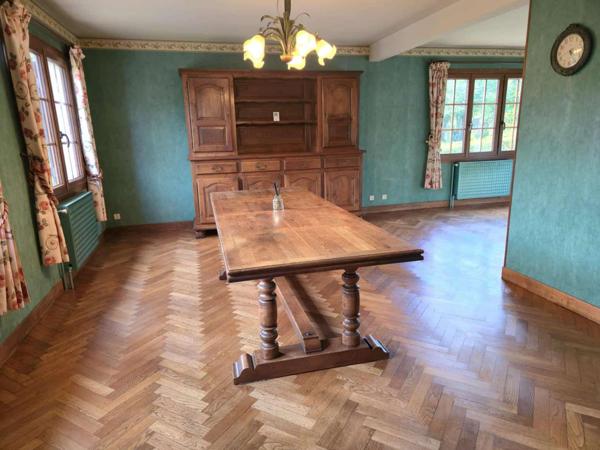 Pavillon indépendant sur sous sol avec terrain