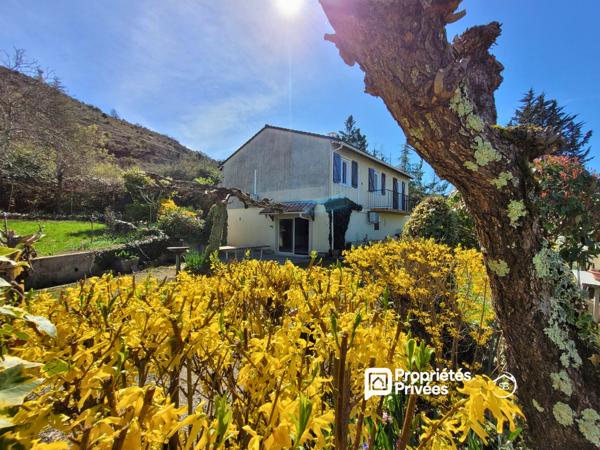 Maison Joyeuse 6 pièce(s) 152 m2