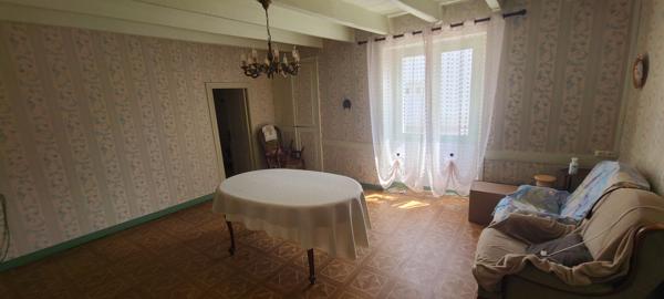 Maison 6 pièces – 141 m² environ à Besné (ref : 74364M)