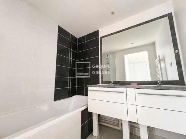 Appartement T4 à vendre Rennes Jeanne D'arc - 74 m² (réf : AH26449GEc)