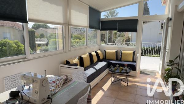 Maison à vendre 7 pièces 187 m² Hyères