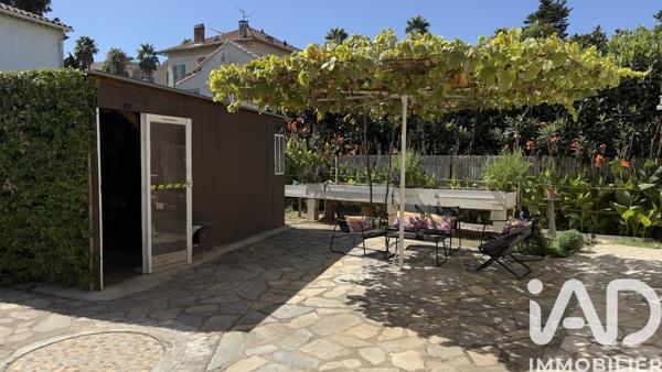 Maison à vendre 7 pièces 187 m² Hyères