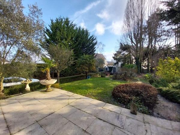 Maison à vendre à Pleumeleuc en Ille-et-Vilaine (35137), ref : 030/72961   
A proximité du bourg