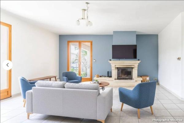 Pavillon familial avec grand jardin dans un village paisible