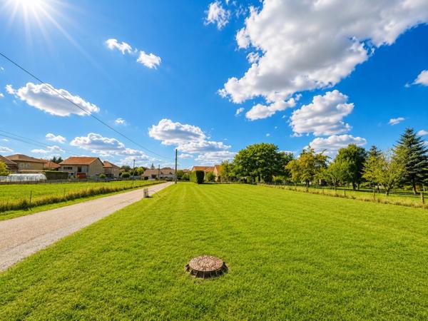 Terrain constructible 897 m² – Viabilisé – À 3 km de Lorraine TGV