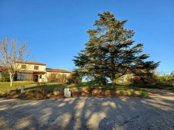 Charmante maison familiale d'environ 185 m² habitables et 80 m² de surface utile