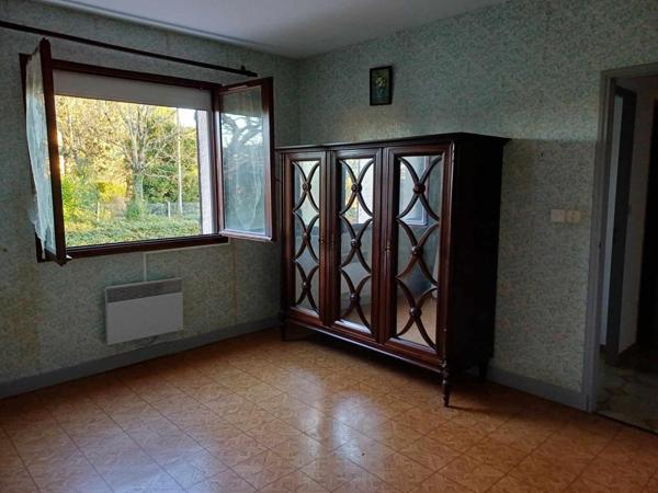 Charmante maison familiale d'environ 185 m² habitables et 80 m² de surface utile