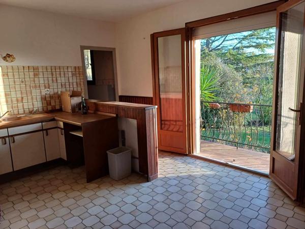 Charmante maison familiale d'environ 185 m² habitables et 80 m² de surface utile